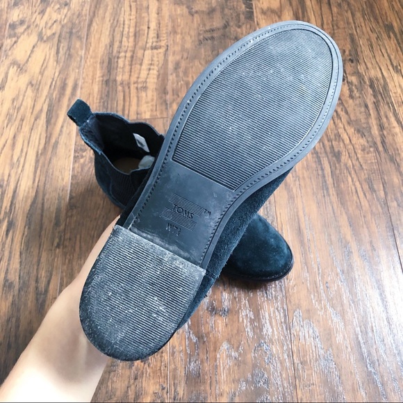 TOMS • Ella chelsea boot black suede leather ankle bootie slip on - Picture 11 of 13